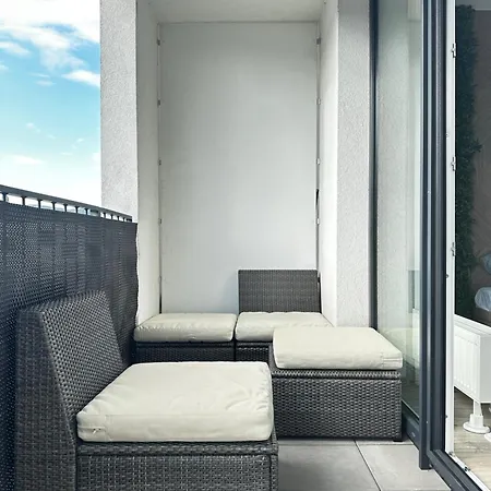 Figaro Apartment, Free Parking