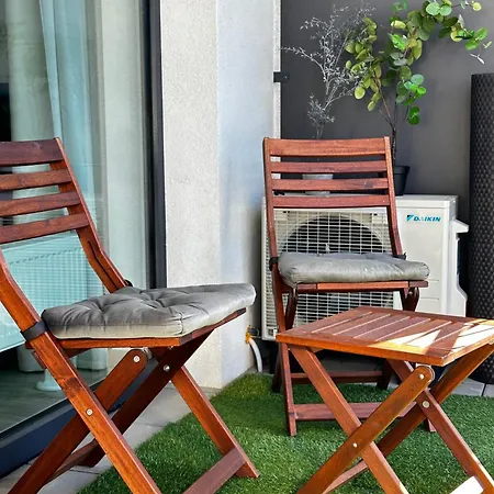 Figaro Apartment, Free Parking شقة براتسيلافا